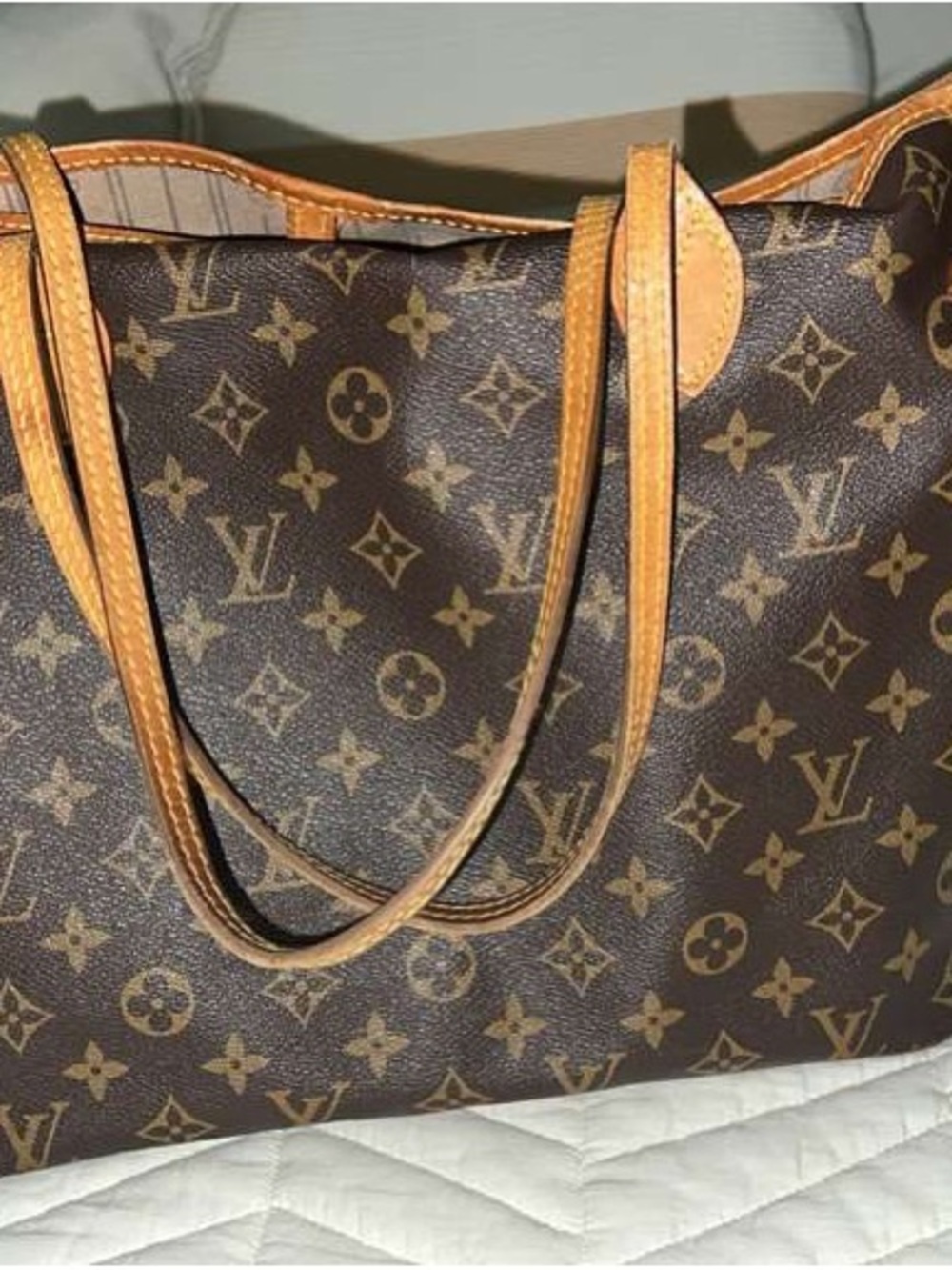 AUTHENTIC!!! Louis Vuitton Neverfull MM Monogram Canvas Tote Bag in Brown